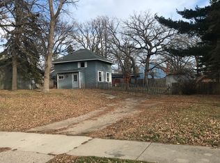 1157 Phinney Ave, Detroit Lakes, MN 56501