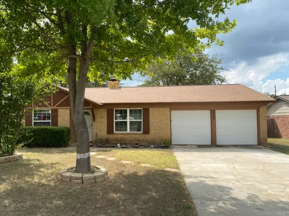 1705 Pecan Dr, Cleburne, TX 76033