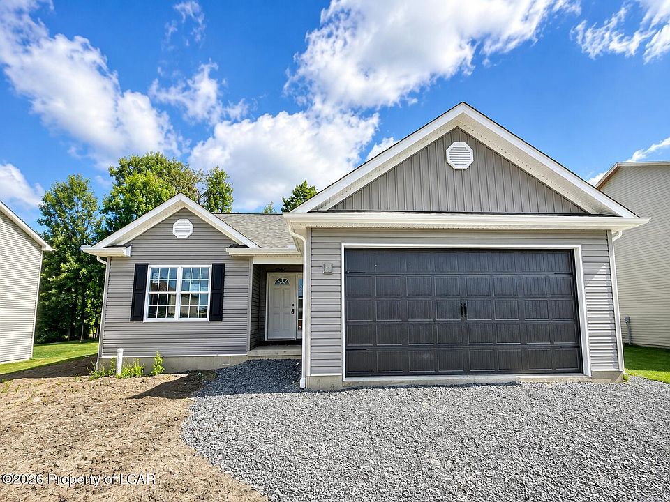 1st image of 517 Wisteria Dr