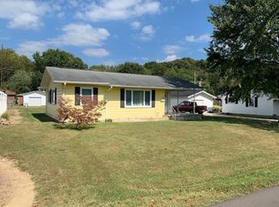 715 E North St, Spencer, IN 47460