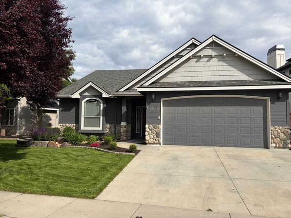 2025 W Marten Creek Dr