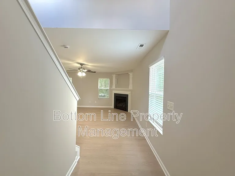 4918 Muskogee Dr — Photo 3