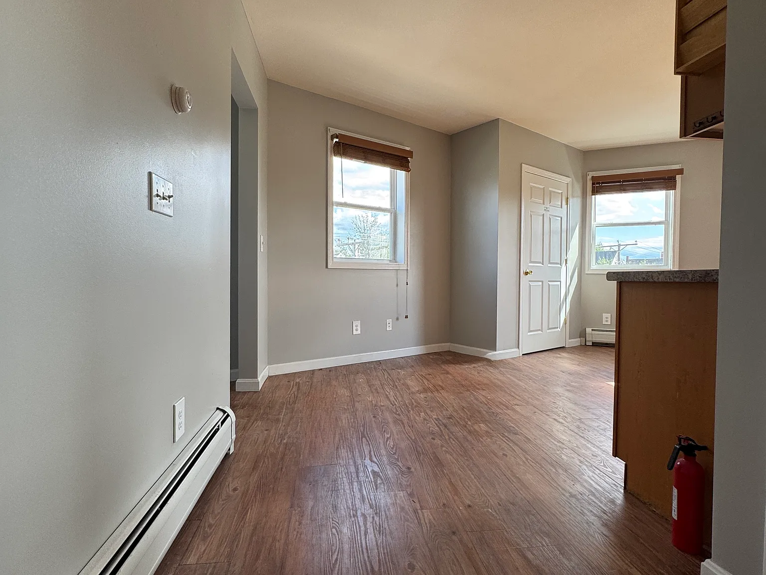 126 Vine St — Photo 3