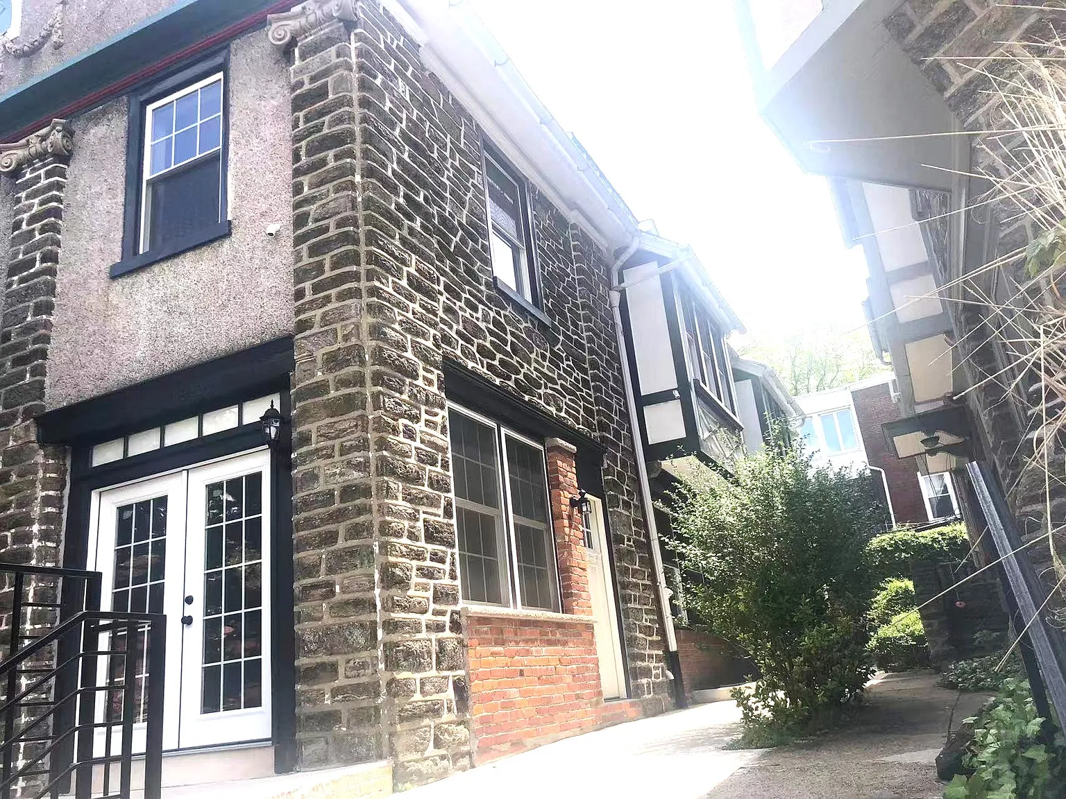4320 Spruce St — Photo 1