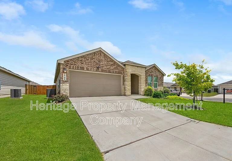 2700 Coral Valley — Photo 36