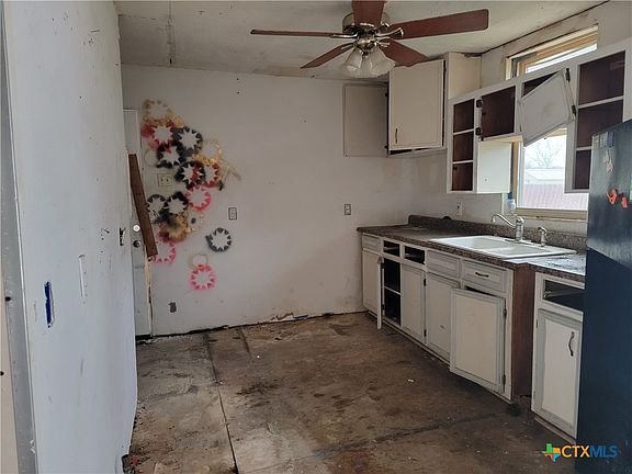 5th image of 310 N 6th St