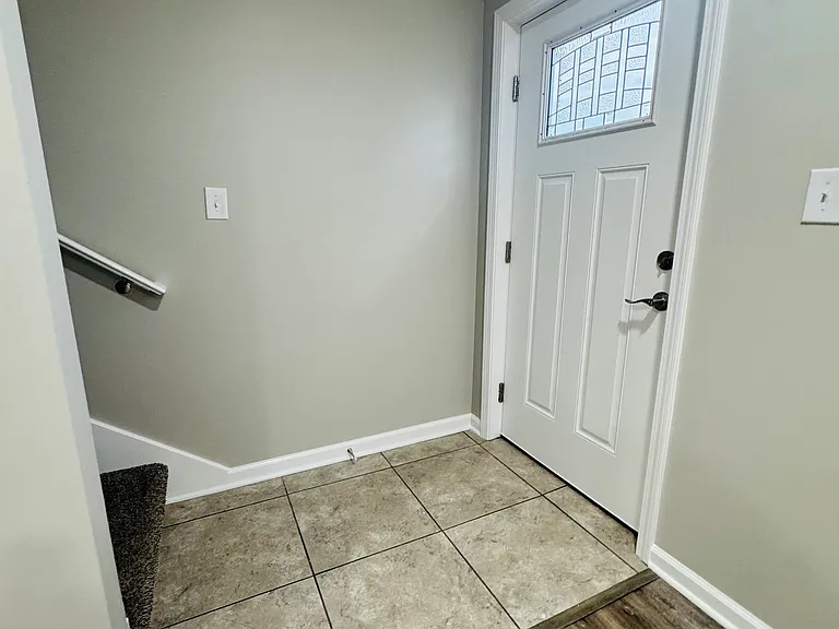 120 E Harrison St — Photo 4