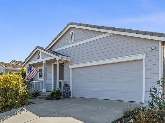 3rd image of 9 Karen Drive