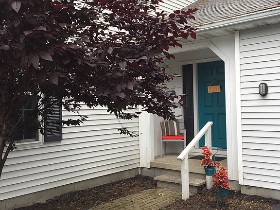 4th image of 210 Avalon Dr SE