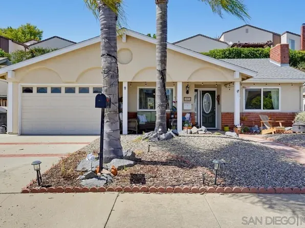 1920 Louis Dr, Escondido, CA 92026