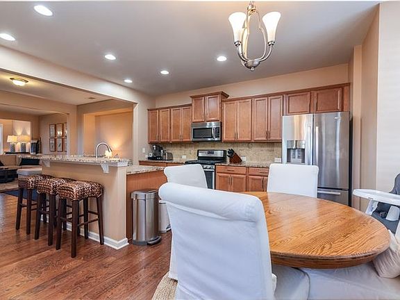 4th image of 4336 Laurel Creek Ct SE #1