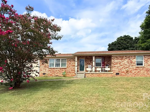 1206 Wyanoke Ave, Shelby, NC 28152