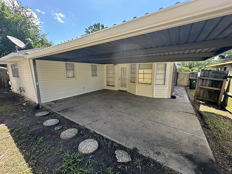 934 Bacliff Dr — Photo 30