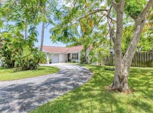 226 W Norfolk Rd, Jupiter, FL 33469
