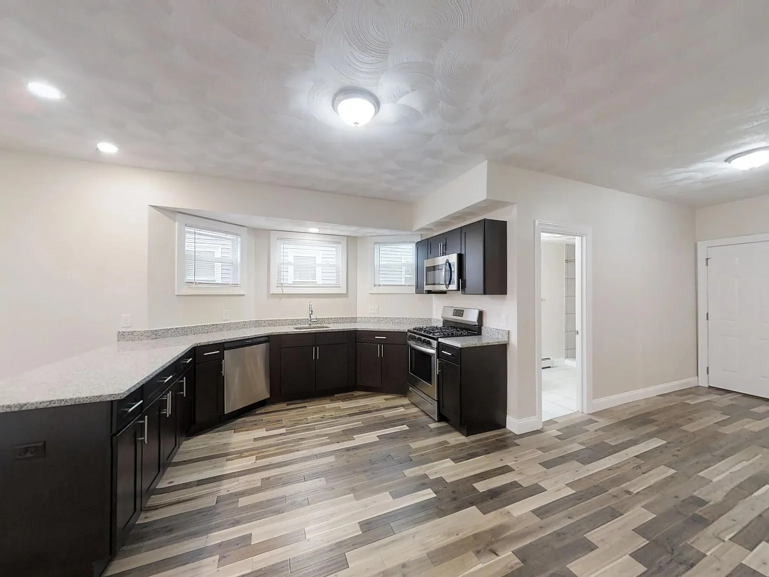 122 Oakland Avenue — Photo 1