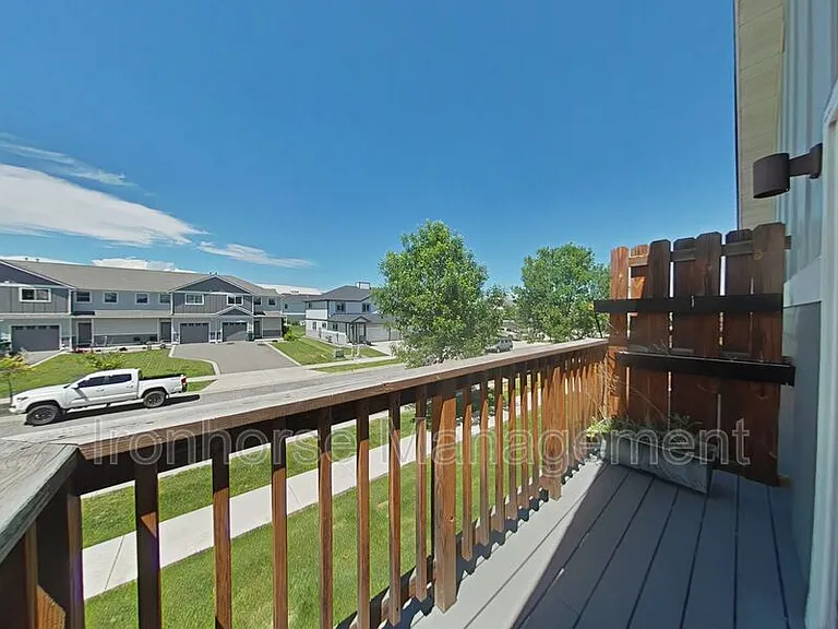 5471 Glenellen Dr #4 — Photo 24