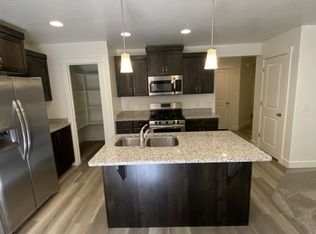 5808 S Challenger Way, Saint George, UT 84790