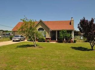 382 Country Meadow Ln, Drummonds, TN 38023