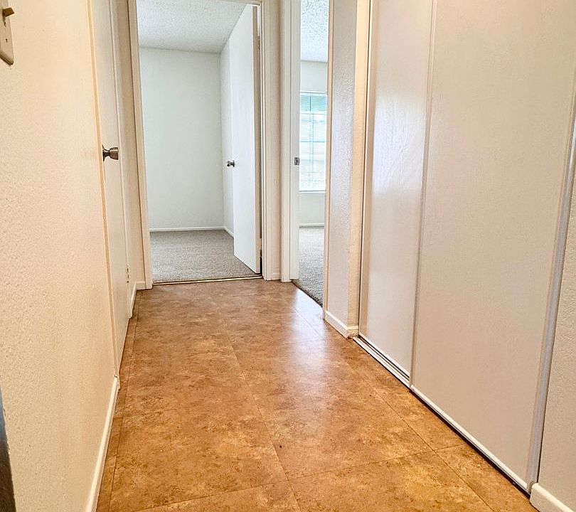 1st image of 32 S Garden St APT 9