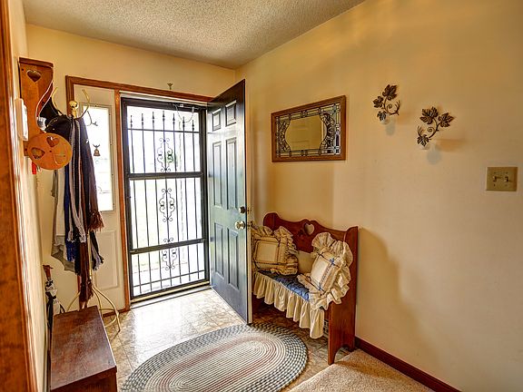 3rd image of 21401 Deodora Dr