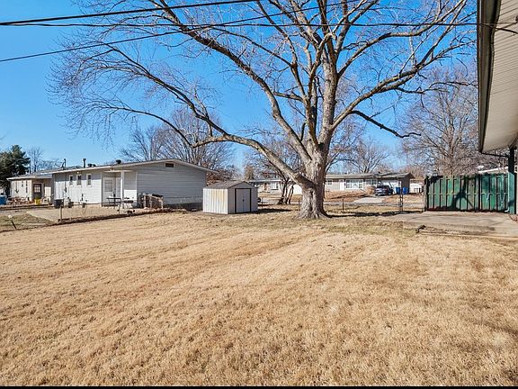 5th image of 175 Coteau Ln