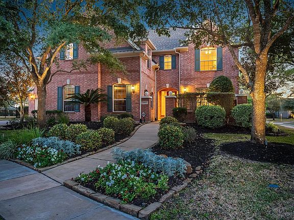 3rd image of 25507 Rivergreen Park Ct