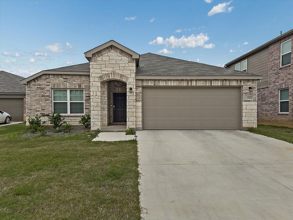 1st image of 2820 Pecan Park Dr