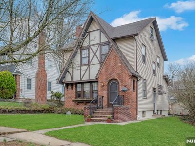 52 Morningside Rd, Fairfield, NJ, 07044