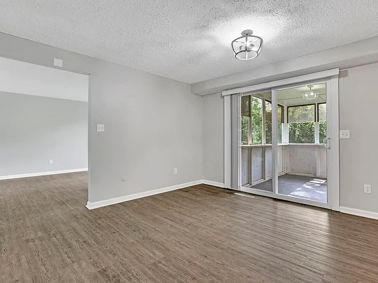 3662 Panama Dr — Photo 18