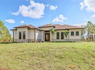 4049 6th Ave NE, Naples, FL 34120