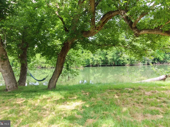 Stage Coach Rd, Woodstock, VA 22664