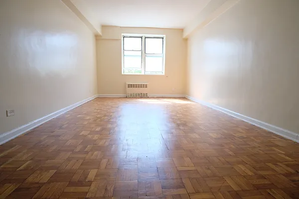 Rented by Link NY Realty | media 2