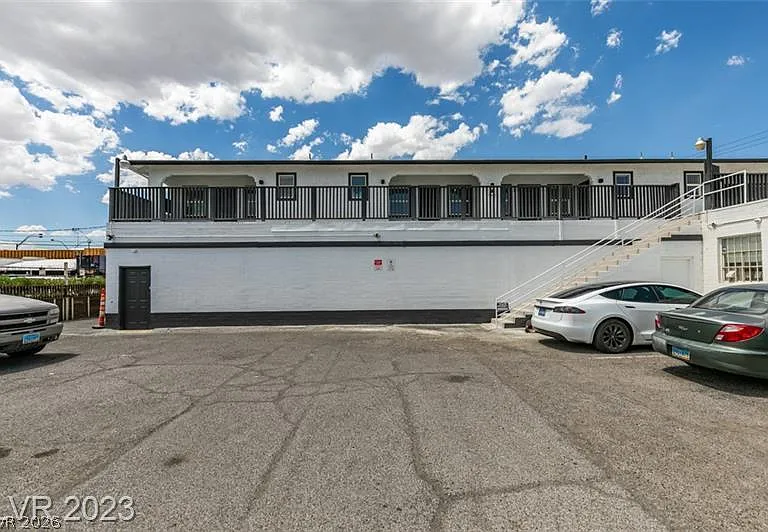 1116 S Casino Center Blvd #2 — Photo 34