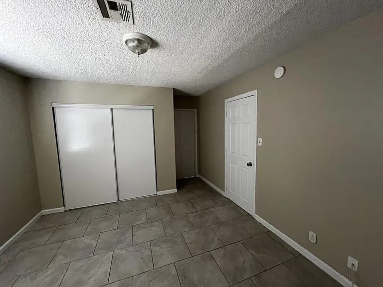 6941 Appleton Dr — Photo 17