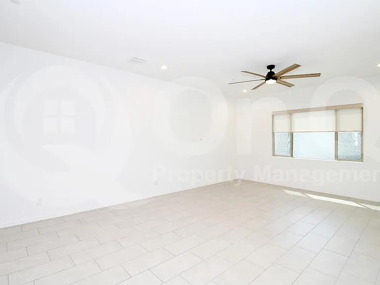 29352 N 136th Ln — Photo 6