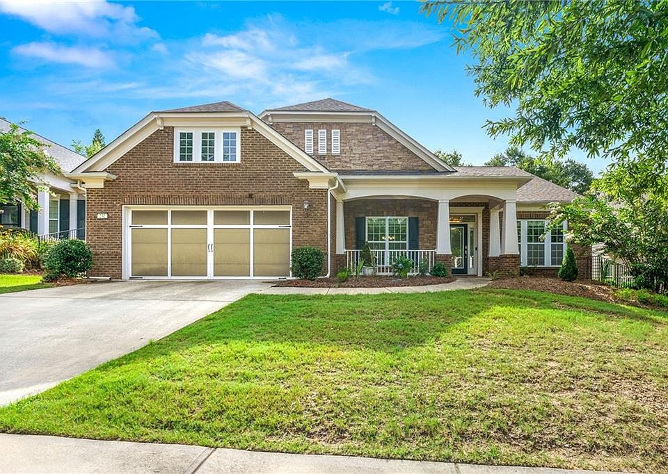 1st image of 232 Begonia Ct