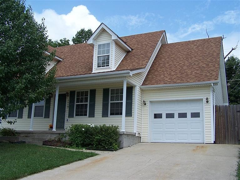 1st image of 1115 Meadow Glen Dr