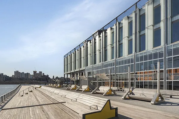 Rented by Compass | media 19