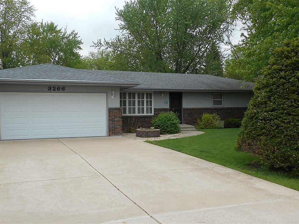 1st image of 3266 Cavendish Dr