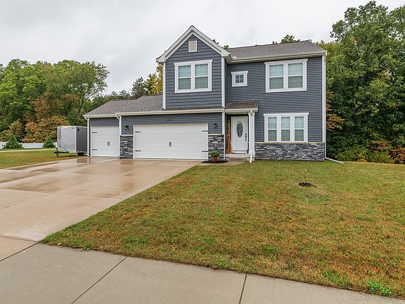 2nd image of 593 Oak Meadow Dr