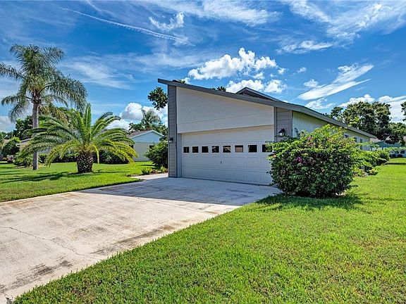 5th image of 405 Cypress Forest Dr