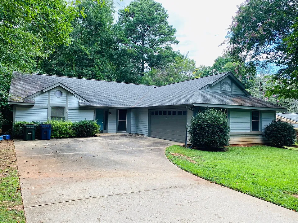 1003 Felton Ln