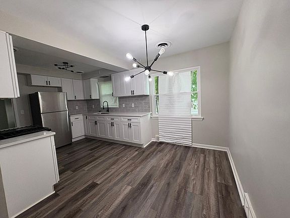 5th image of 1037 Keystone Dr