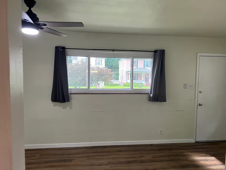 7315 Myrtle Ave — Photo 6