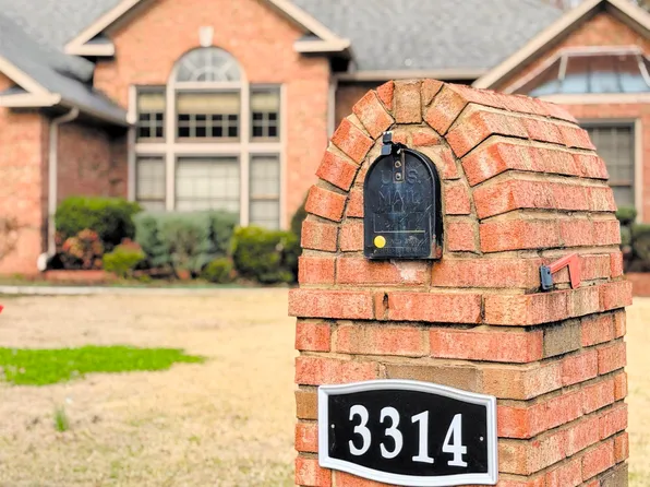 3314 Loggers Pl SW, Decatur, AL 35603