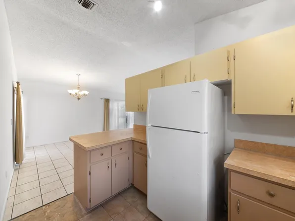 3826 Beresford Road W, West Palm Beach, FL 33417