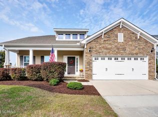 205 W Azalea Dr, Holly Ridge, NC 28445