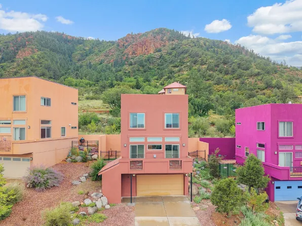 4 Amethyst Ave, Manitou Springs, CO 80829