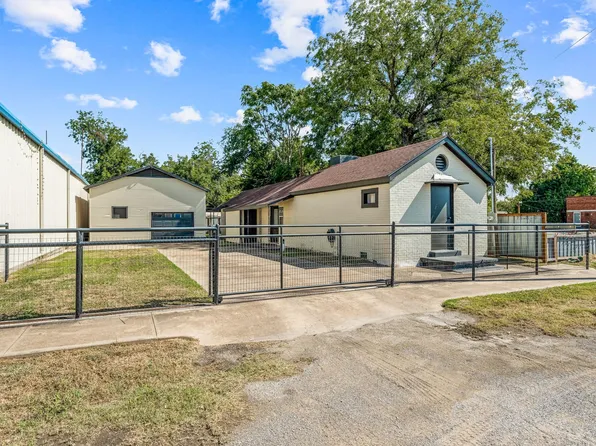 117 E Crockett St, Gordon, TX 76453