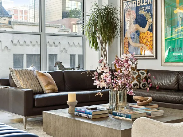 233 W 26th St APT 5W, New York, NY 10001